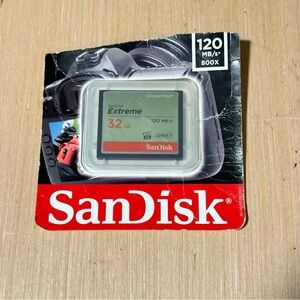 SanDisk Extreme 32GB CompactFlash Memory Card Open Package Brand New Read Info!